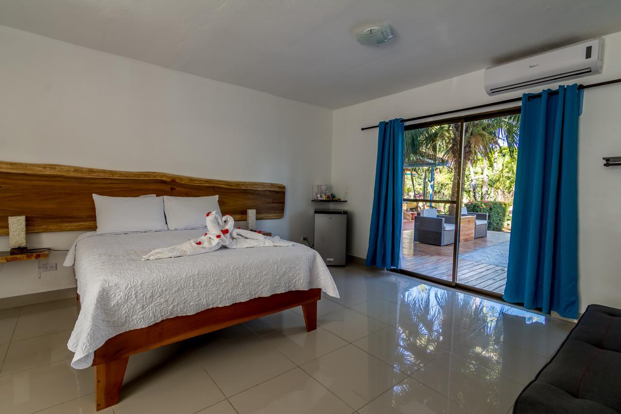 Boutique Hotel Ibiza Jaco Exterior photo